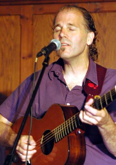 Brooks Williams live at The Ravenswood 6 July 2006