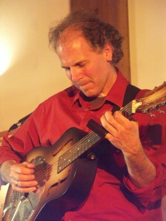 Brooks Williams live at The Ravenswood 31 March 2008