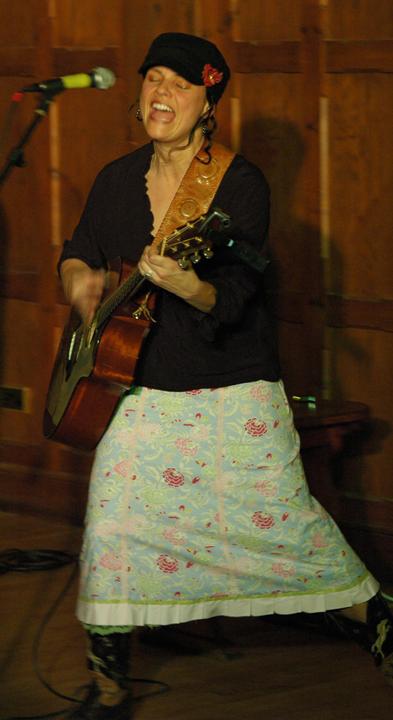 Corinne West at The Ravenswood 14 May 2007