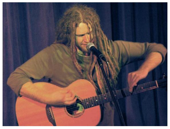 Newton Faulkner live at Chequer Mead 16 Fef 2006